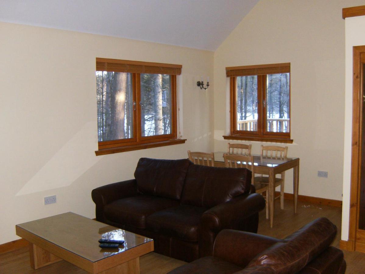 Cairngorm Lodges Aboyne Bagian luar foto